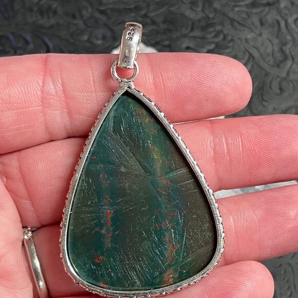 Heliotrope Bloodstone Natural Pendant Gemstone Crystal Jewelry - Picture 6 of 9